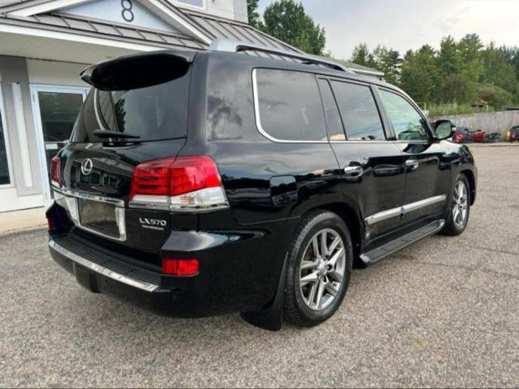 Lexus 570 Model 2013